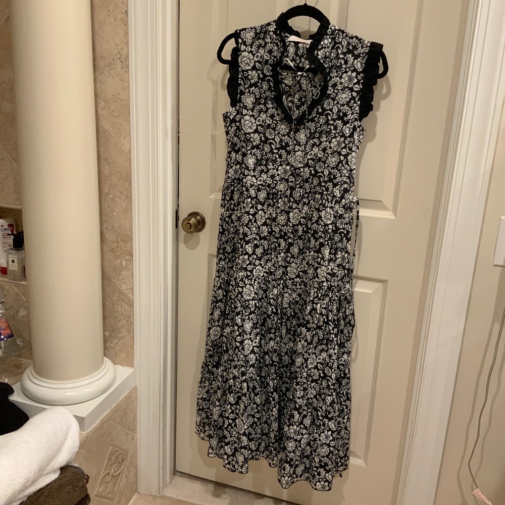 Womens See by Chloe Floral MIDI Dress Black/White sz 36/0 peonies Ruffle sleeve